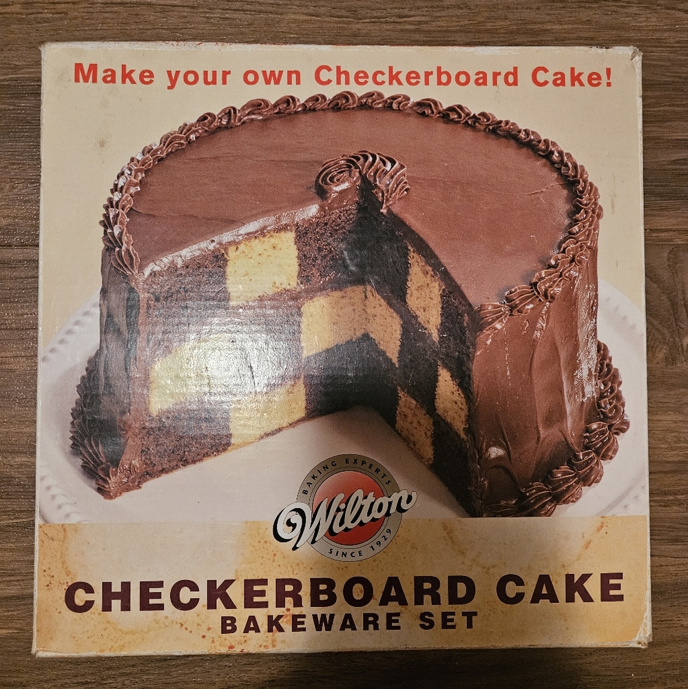 Wilton Checkerboard Cake Pan Set